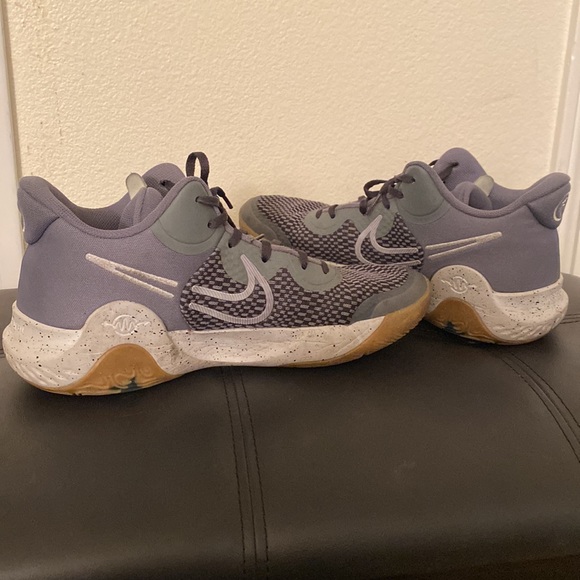 Nike 11.5 - Picture 8 of 15